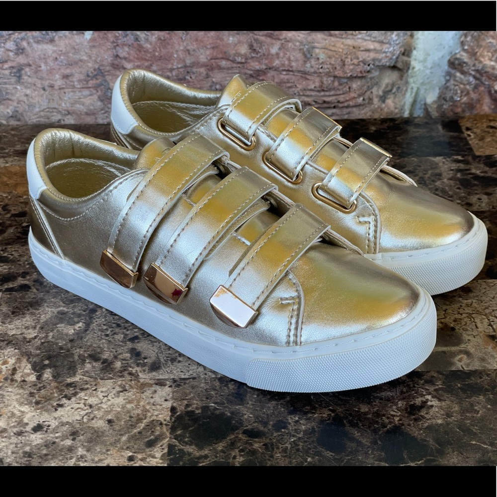 NEW VLADO Girls' Mila Casual Sneakers - Picture 8 of 12